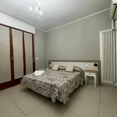 公寓式酒店 Casetta Randi 26 拉文纳