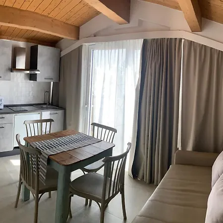 Apartahotel Casetta Randi 26 3*